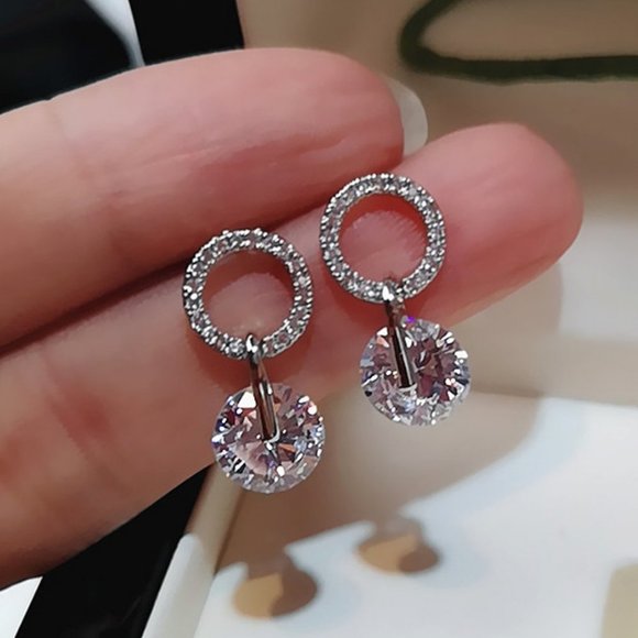 *18K White Gold Solitaire Diamond Circle Earrigs - Picture 7 of 11